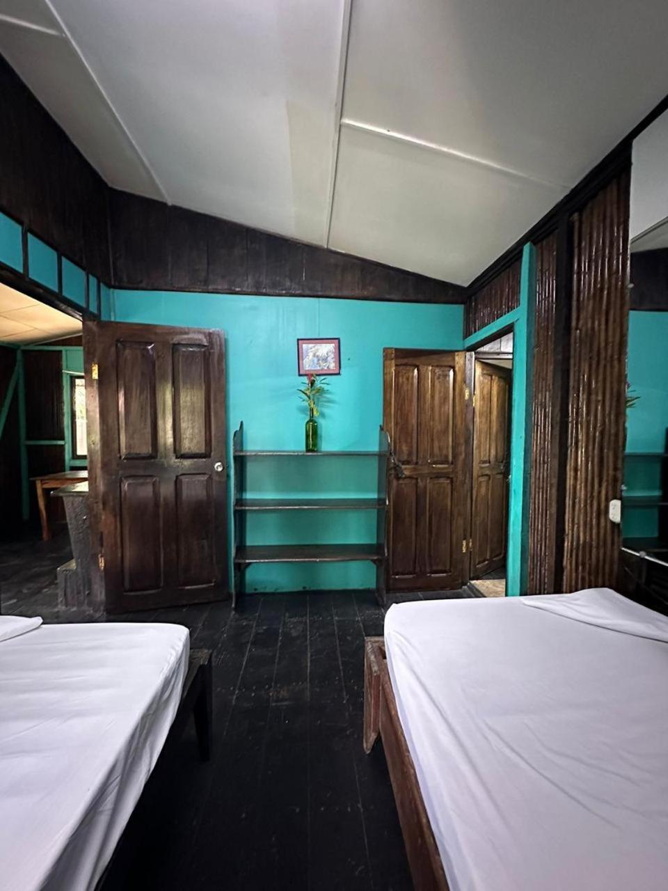 Playa Negra Brewing Beachfront Hotel Puerto Viejo de Talamanca Экстерьер фото